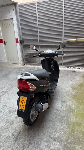 Kymco Vitality Scooter NUEVA