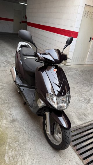 Kymco Vitality Scooter NUEVA