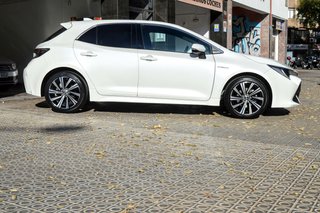 Toyota Corolla 125H STYLE