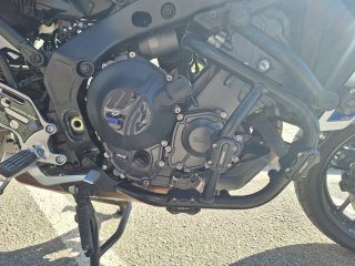 Defensas originales de motor Yamaha Tracer 9