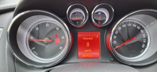 Opel Astra 2011
