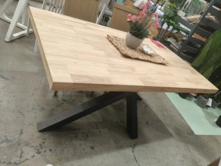 Mesa de comedor/salón madera y metal