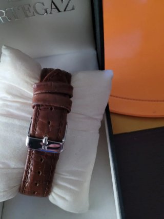 Reloj Pertegaz Elegante Correa Marrón