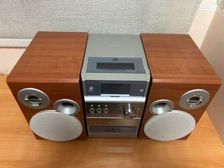 Minicadena Philips CD, Radio y Cinta
