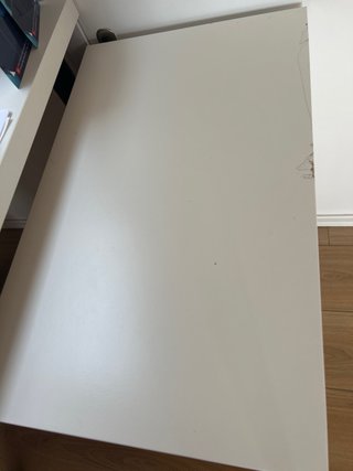 Cajonera de madera blanca