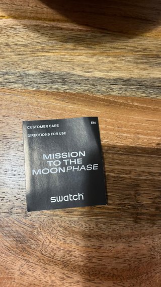 Reloj Omega x Swatch Snoopy Moonphase
