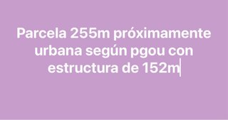 Parcela con estructura