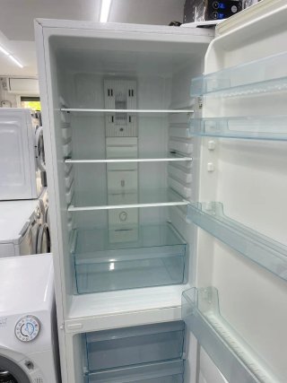 Nevera y Lavadora Blanca