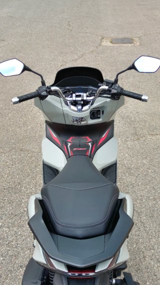 Honda PCX 125 Gris