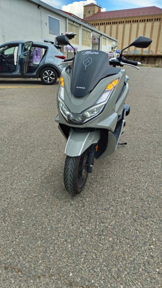 Honda PCX 125 Gris
