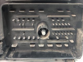 CAJA RELES / FUSIBLES OPEL ASTRA J BERLINA 5P 1110223AB