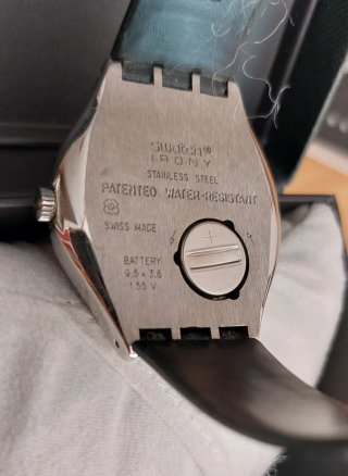 Reloj Swatch Swiss Made Water Resistant