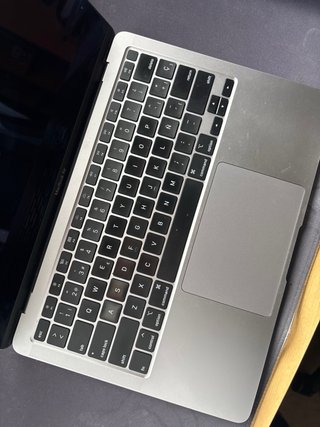 Macbook Air 13” 2020 Gris (LEER DESCRIPCIÓN)