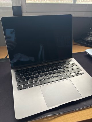 Macbook Air 13” 2020 Gris (LEER DESCRIPCIÓN)