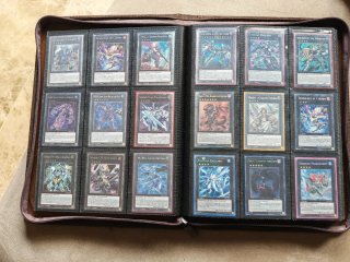 Álbum de cartas Yu-Gi-Oh! Leer descripción!!!