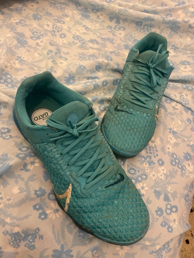 Zapatillas Nike niño/niña color turquesa Alta gama