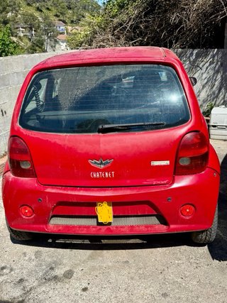 Coche sin carnet rojo