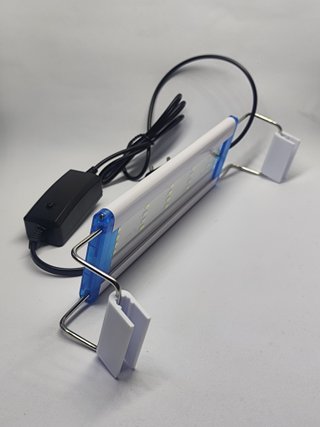 Pantalla ajustable 18-30cm Led Acuario 8w