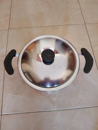 Cazuela AMC metal y Plástico