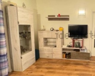 Mueble comedor con repisa