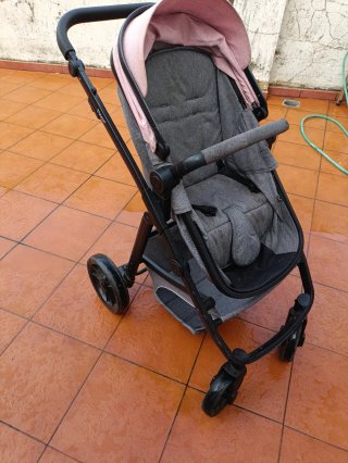 Carrito bebé 3 en 1 rosa y gris
