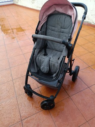 Carrito bebé 3 en 1 rosa y gris