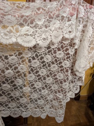 Mantilla antigua encaje blanco