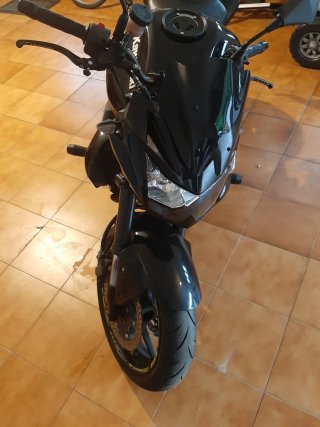 Kawasaki Z750 Negra 2009