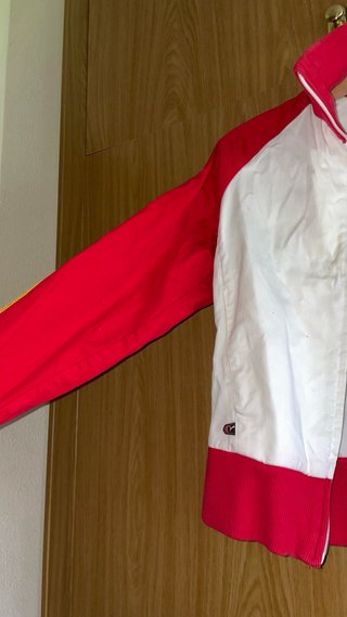 Chaqueta Puma Roja y Blanca