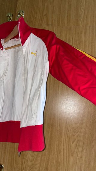 Chaqueta Puma Roja y Blanca