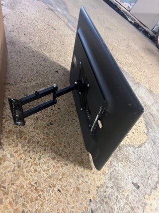 Televisor LG 39LB5800