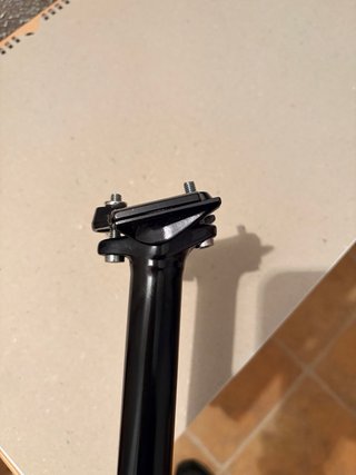 Tija telescópica 31.6mm y 150mm Race Face Aeffect