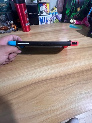 Nintendo Switch Azul y Rojo