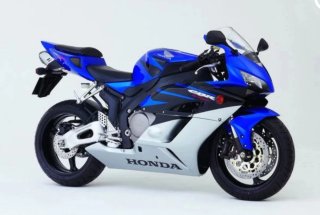 Moto Honda CBR 1000 RR Fireblade (2005)