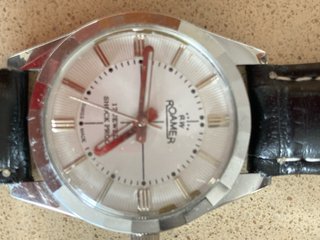 Reloj Roamer 17 Jewels Cuerda Manual funcionando.