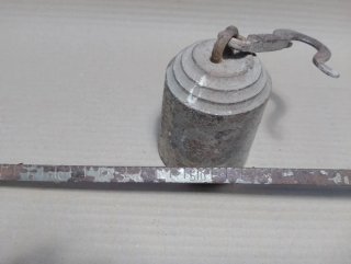 Balanza romana antigua con polea de regalo