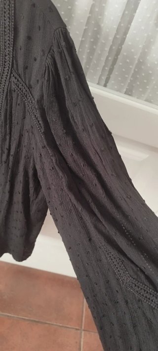 Camisa negra manga larga