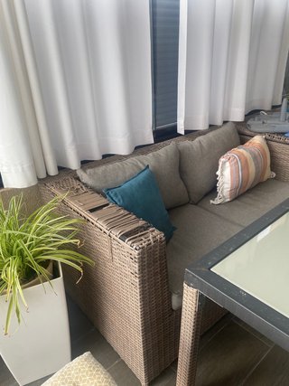 Conjunto Muebles Jardín Ratán y mesa de Cristal