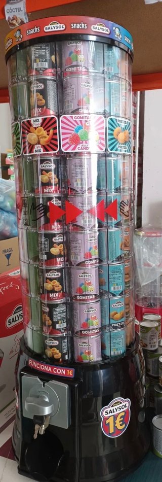 Máquina de snacks Salysol nueva y cargada