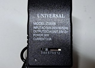alimentatore 3 4,5 6 9 12 volt