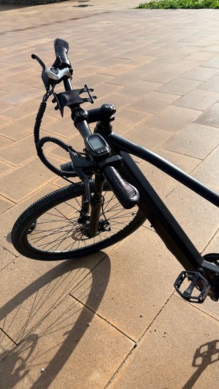 Bicicleta Eléctrica Negra