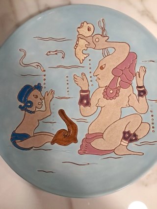 Plato decorativo de alfarería