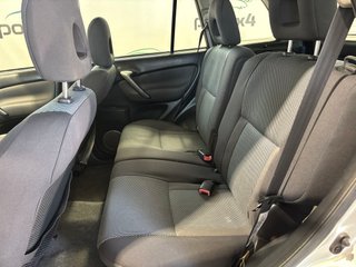 Toyota RAV4 LA d-4d