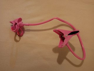 Supporto flessibile per telefono rosa