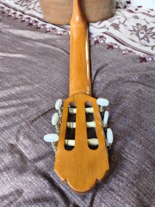 Guitarra Clásica Alhambra Tapa Maciza