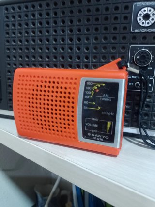 Radio Sanyo RP 1270