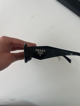Occhiali da sole Prada neri unisex