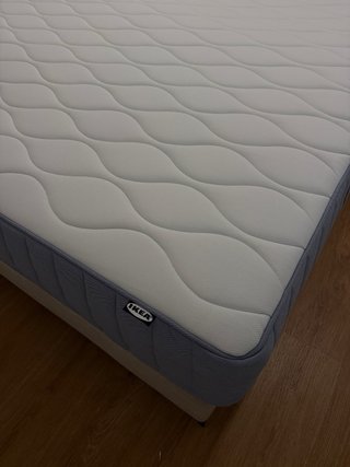 Colchão IKEA - VÅGSTRANDA 160x200