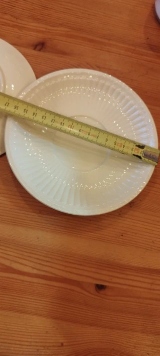 Platitos Wedgwood Porcelana Beige/Blanco