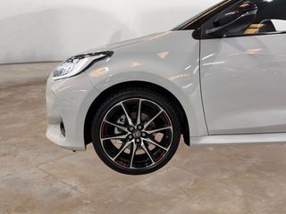 Toyota Yaris 1.5 120H GR Sport